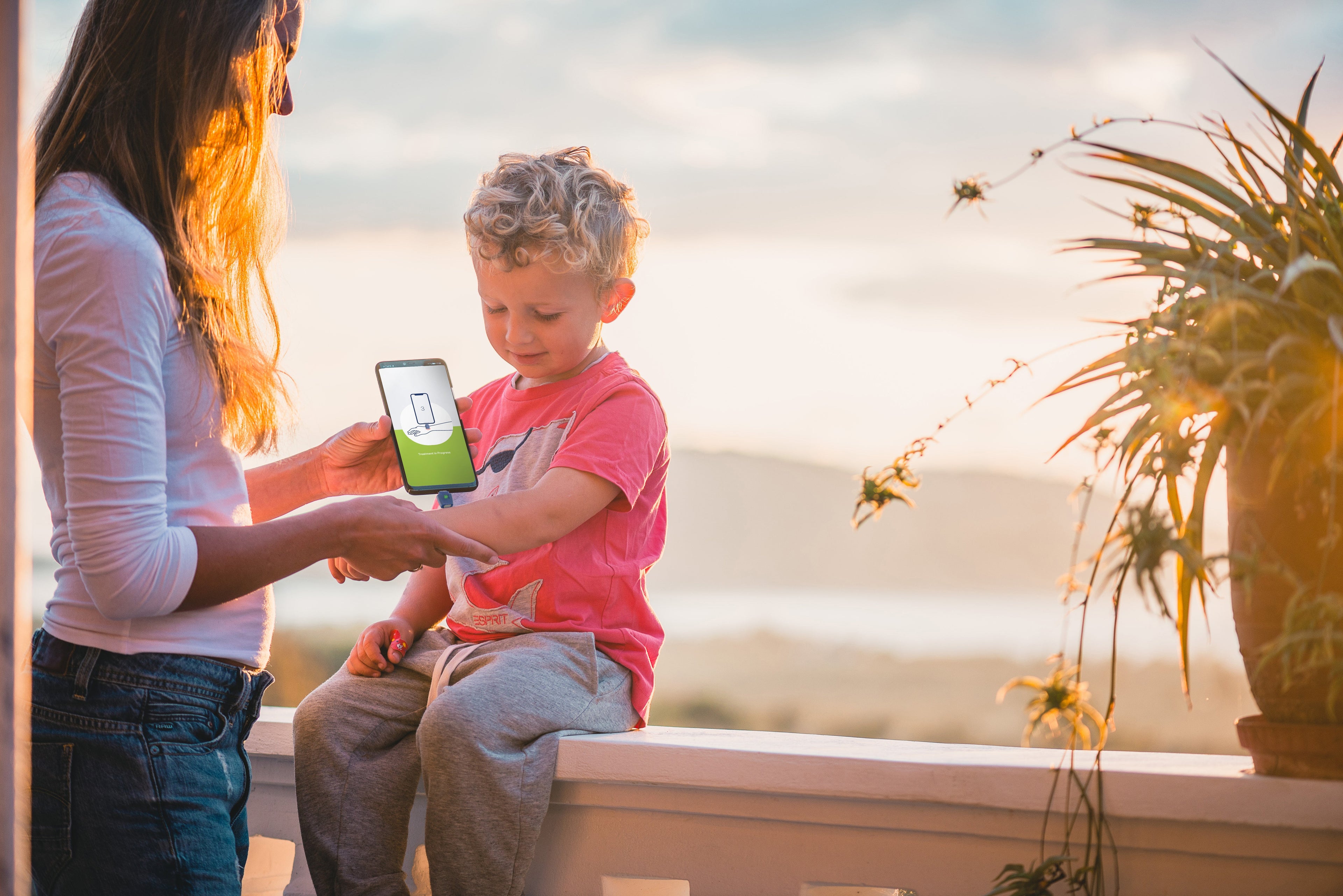 heat it™ - The world’s first smartphone-powered insect bite relief device